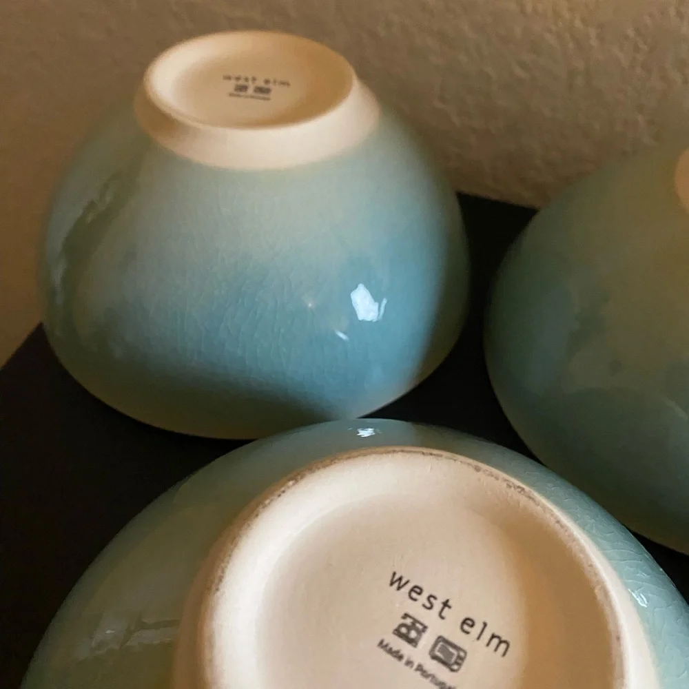 5 West Elm Light Blue Organic Alta Reactive Crackle Finish Soup Cereal Bowls